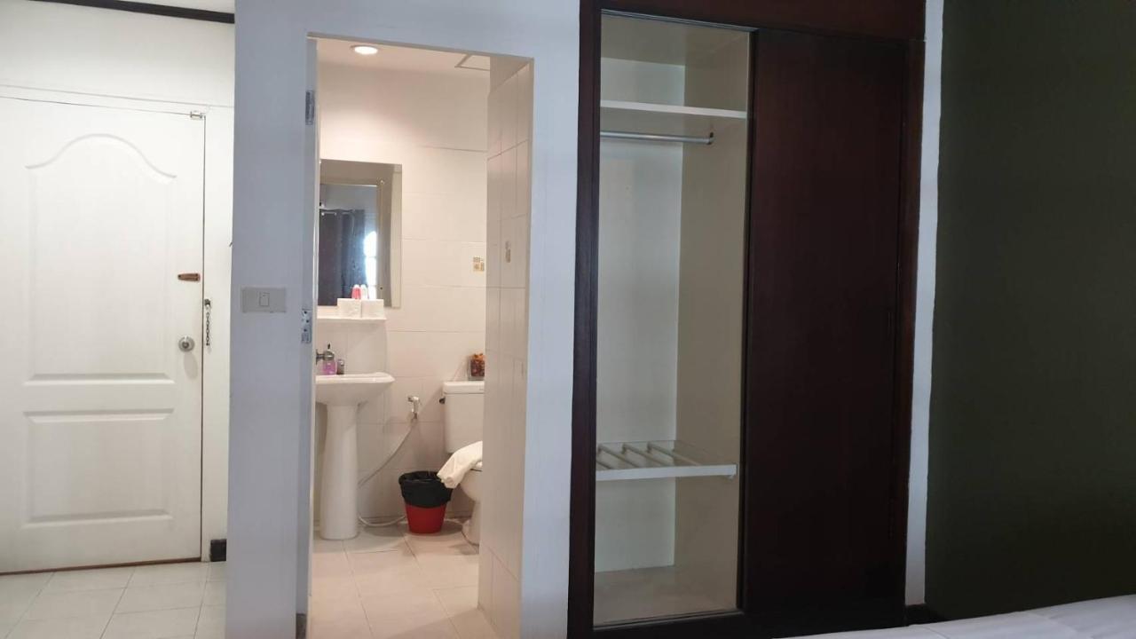 Zen Sukhumvit33 Hotel Bangkok Bagian luar foto