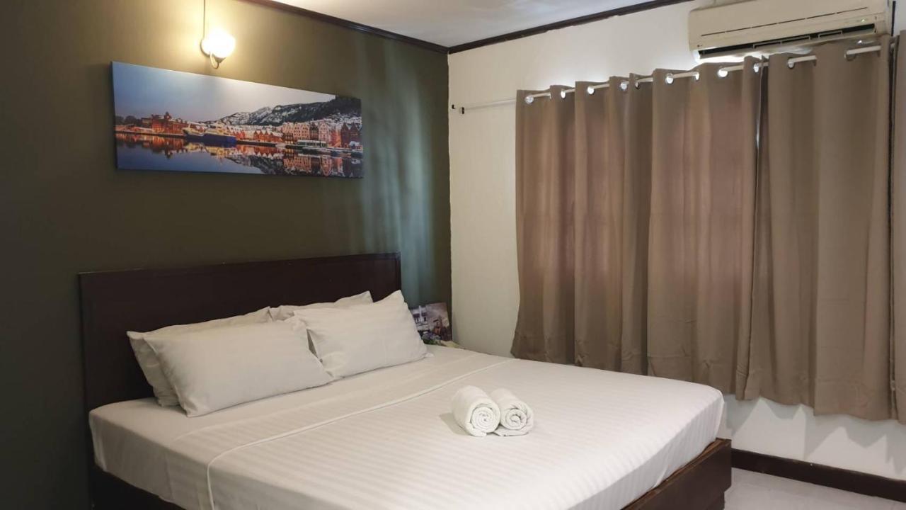 Zen Sukhumvit33 Hotel Bangkok Bagian luar foto