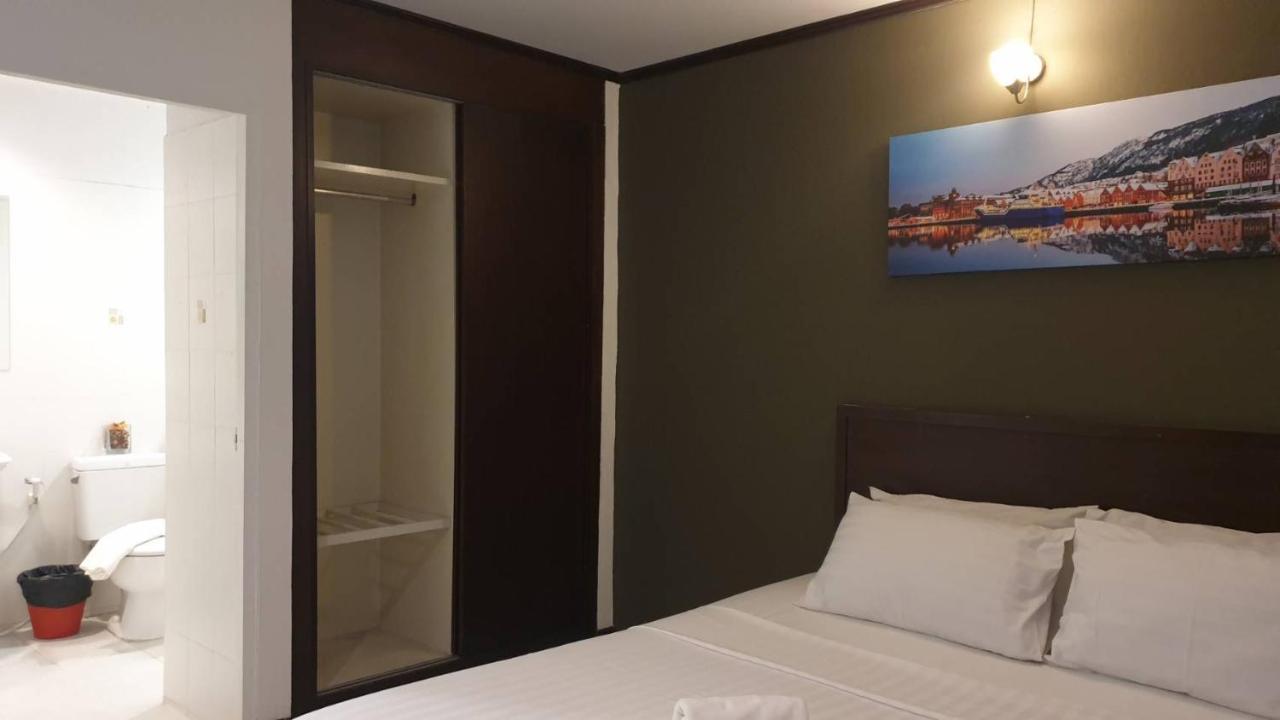 Zen Sukhumvit33 Hotel Bangkok Bagian luar foto