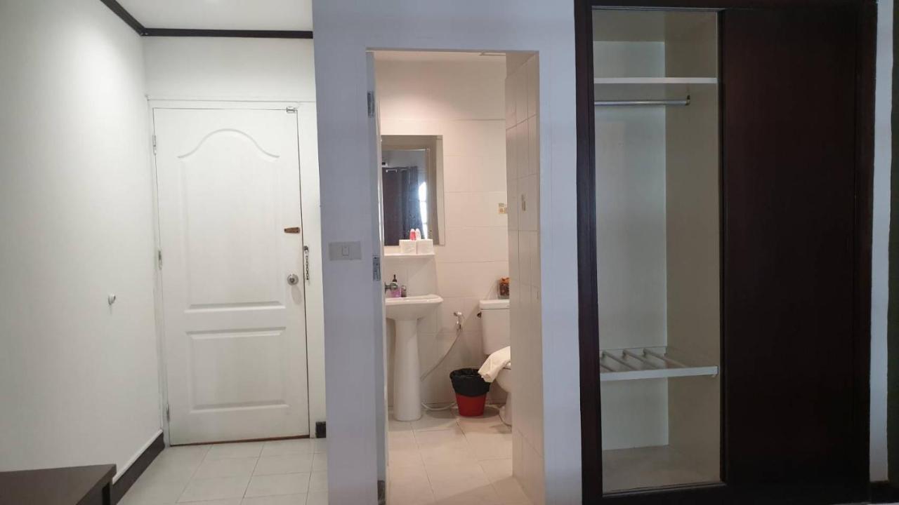 Zen Sukhumvit33 Hotel Bangkok Bagian luar foto