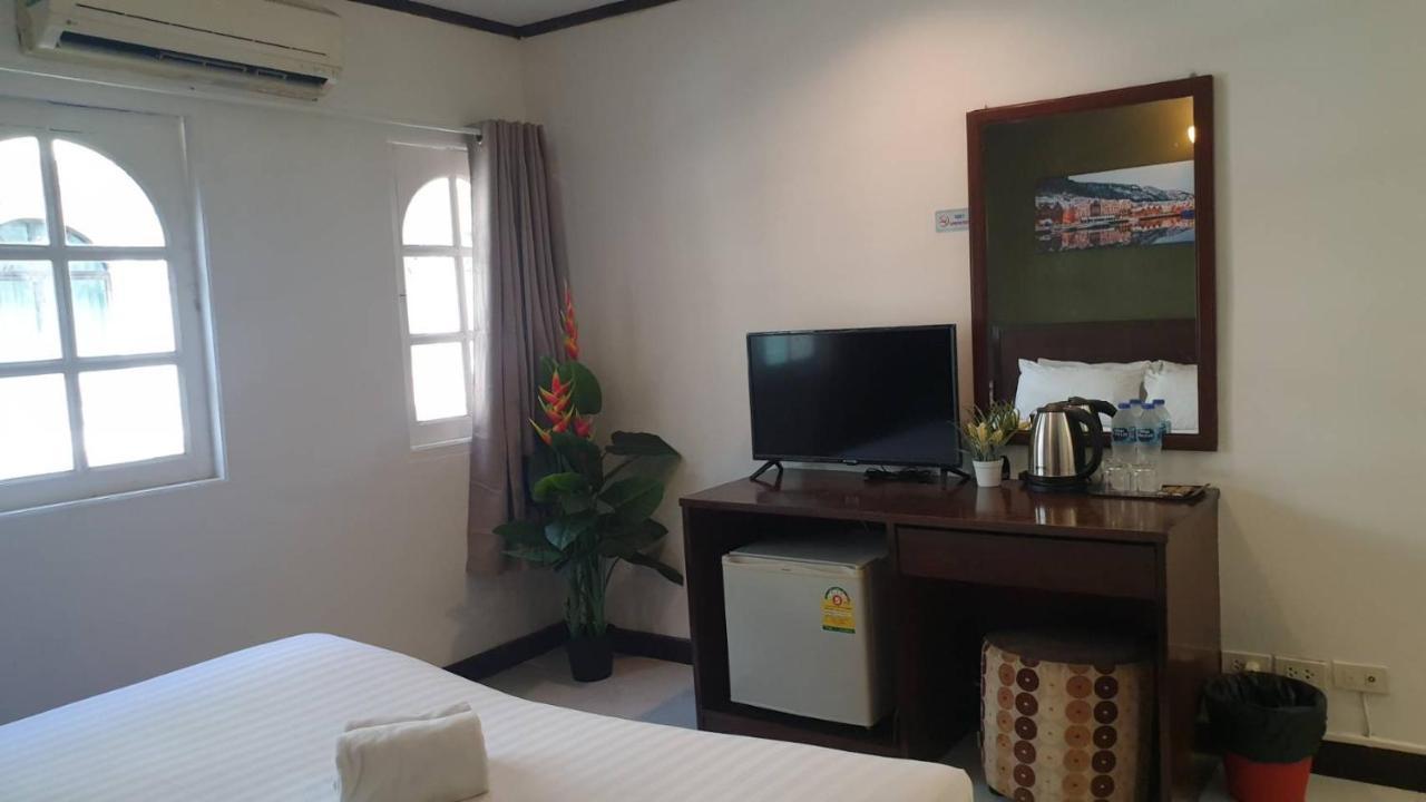 Zen Sukhumvit33 Hotel Bangkok Bagian luar foto